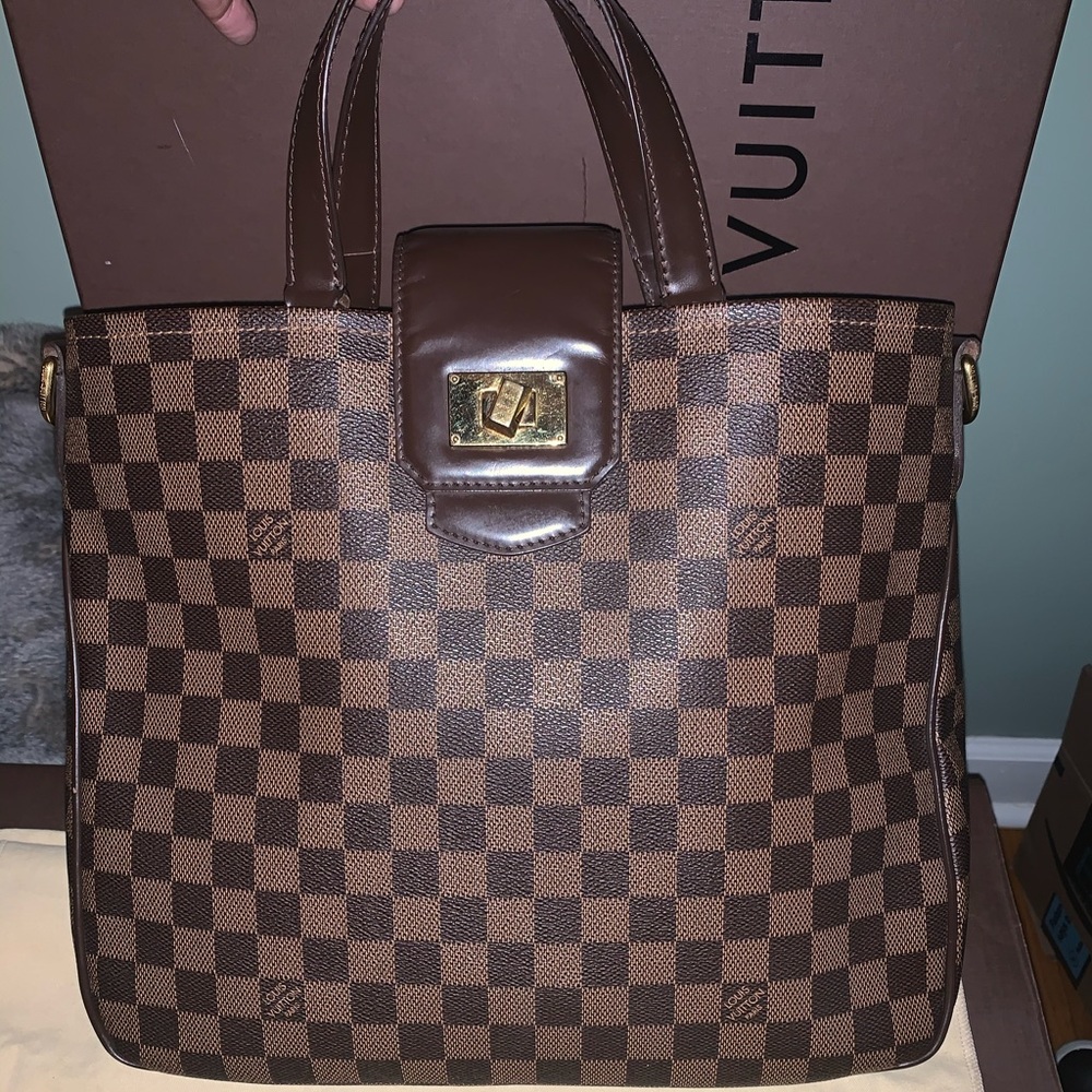 ❌❌SOLD❌❌Louis Vuitton Cabas Rosebery Satchel.